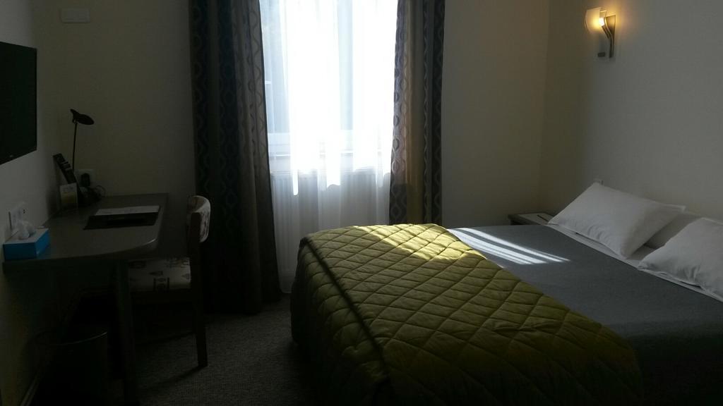 Hotel De La Cloche โดล ห้อง รูปภาพ